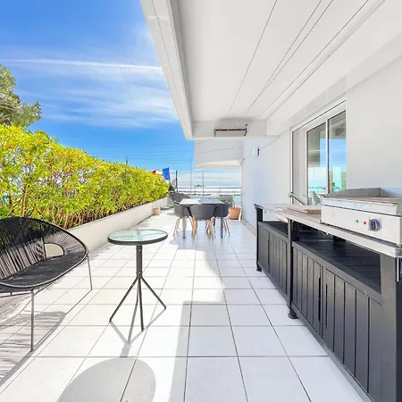 Apartment Grand Bleu Front De Magnifique 3 Pieces Garage *